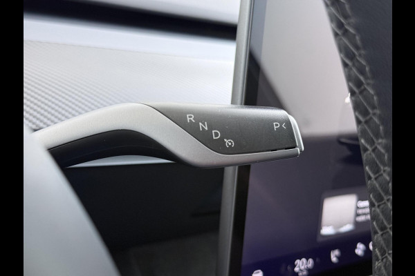Tesla Model Y RWD 58 kWh AFNEEMBARE TREKHAAK | FABRIEKSGARANTIE OP ACCU & AANDRIJFLIJN TOT 03-2031 OF 160.000 KM | CARBON LIJSTEN |