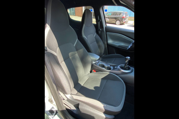 Nissan Juke 1.0 DIG-T N-Connecta - Navigatie / Apple CarPlay I Airco I LED I Achteruitrij Camera & PDC I Trekhaak