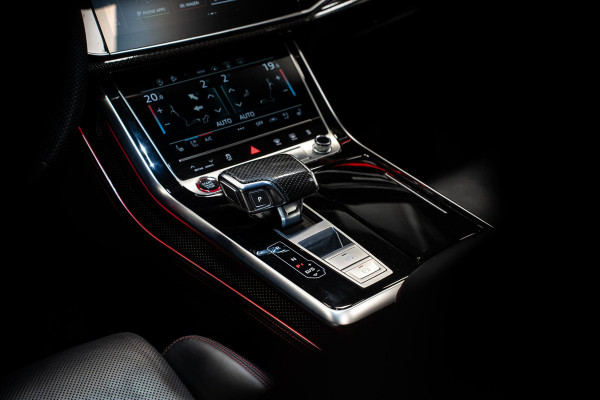 Audi Q8 4.0 TFSI SQ8 quattro *Bang & Olufsen / Panorama / Vierwielbesturing / HUD / Surround-view / Standverwarming*