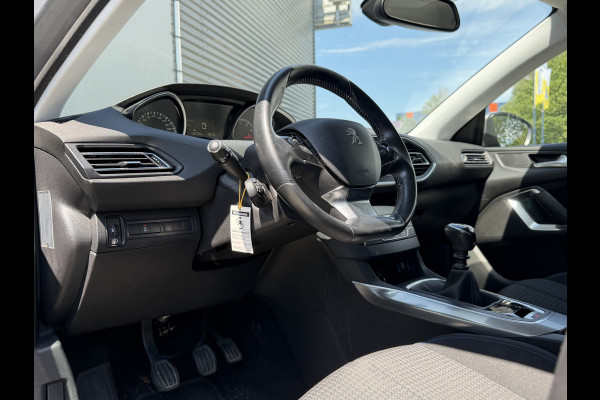 Peugeot 308 SW BWJ 2020 | 1.2T 111PK ACTIVE | CLIMA | NAVI | CARPLAY | CRUISE | LICHTMETAAL | PDC | PRIVACY GLASS |