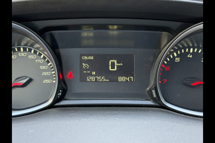 Peugeot 308 SW BWJ 2020 | 1.2T 111PK ACTIVE | CLIMA | NAVI | CARPLAY | CRUISE | LICHTMETAAL | PDC | PRIVACY GLASS |
