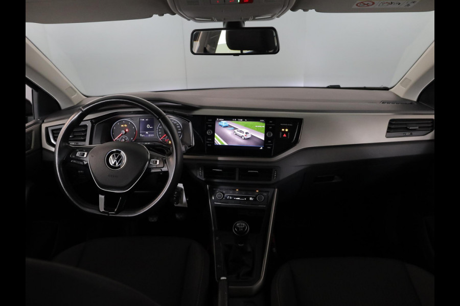 Volkswagen Polo 1.0 TSI R-Line Edition 95 pk | Navigatie | Parkeersensoren | Adaptieve cruise control | Autom. airco | Apple Carplay/Android Auto |