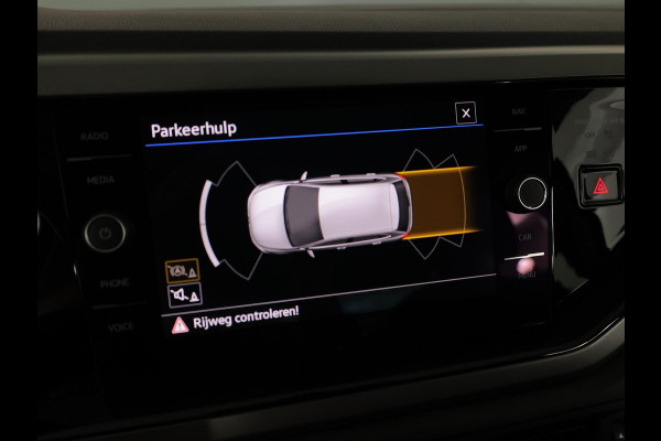 Volkswagen Polo 1.0 TSI R-Line Edition 95 pk | Navigatie | Parkeersensoren | Adaptieve cruise control | Autom. airco | Apple Carplay/Android Auto |