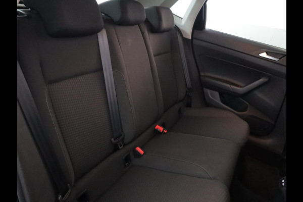 Volkswagen Polo 1.0 TSI R-Line Edition 95 pk | Navigatie | Parkeersensoren | Adaptieve cruise control | Autom. airco | Apple Carplay/Android Auto |