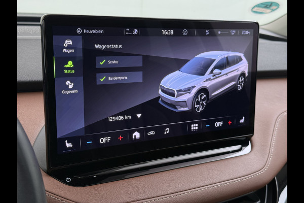 Škoda ENYAQ iV 60 Panoramadak Trekhaak Leder Adap.Cruise Stoel+Stuur+Achterbankverwarming Camera 3-Zone Ecc SOH 90% Keyless Navi Pdc Elek.Achterklep Apple Carplay Android Auto P-Assist Privacy Glas Led Lmv 20" 1.000KG Trekgewicht 1e Eigenaar Origineel Nederlandse Auto Zeer compleet