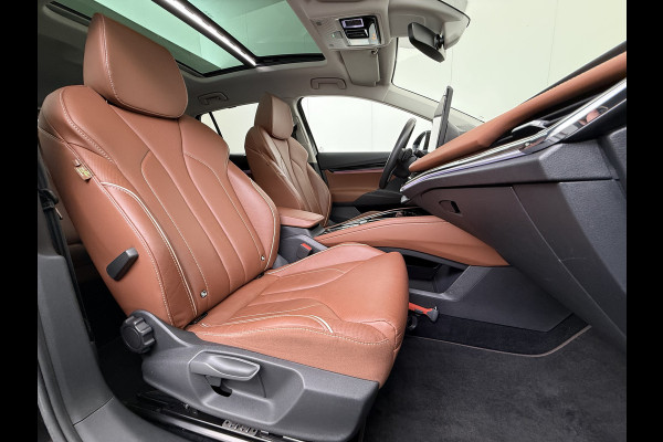 Škoda ENYAQ iV 60 Panoramadak Trekhaak Leder Adap.Cruise Stoel+Stuur+Achterbankverwarming Camera 3-Zone Ecc SOH 90% Keyless Navi Pdc Elek.Achterklep Apple Carplay Android Auto P-Assist Privacy Glas Led Lmv 20" 1.000KG Trekgewicht 1e Eigenaar Origineel Nederlandse Auto Zeer compleet