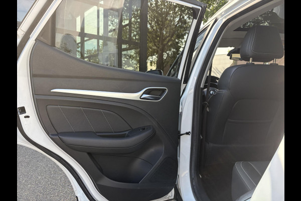 MG Mg Zs EV Luxury 45 kWh AUTOMAAT | PANORAMA DAK | SOH 95%| LEDER | CAMARA | NET ONDERHOUD GEHAD BIJ MG, RIJKLAAR! |