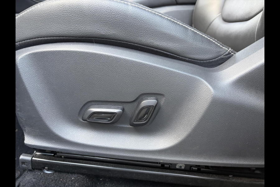 MG Mg Zs EV Luxury 45 kWh AUTOMAAT | PANORAMA DAK | SOH 95%| LEDER | CAMARA | NET ONDERHOUD GEHAD BIJ MG, RIJKLAAR! |
