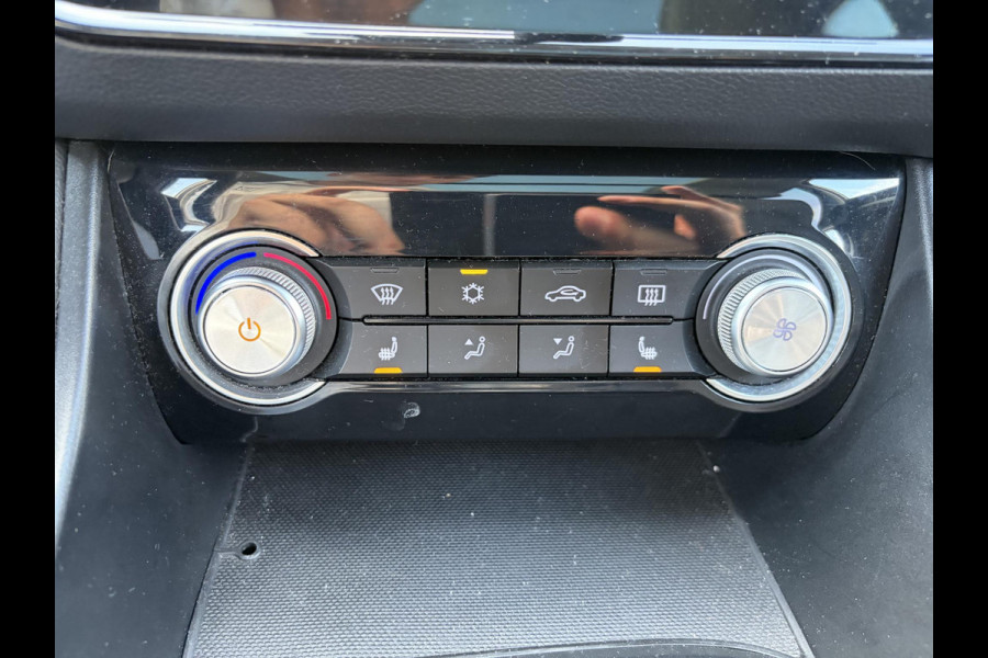 MG Mg Zs EV Luxury 45 kWh AUTOMAAT | PANORAMA DAK | SOH 95%| LEDER | CAMARA | NET ONDERHOUD GEHAD BIJ MG, RIJKLAAR! |
