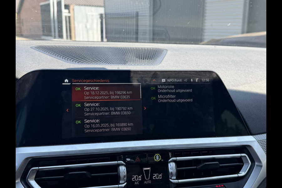 BMW 3-serie 330i High Executive M-Sport | Navigatie | Climate Control | Stoelverwarming | Parkeersensoren |