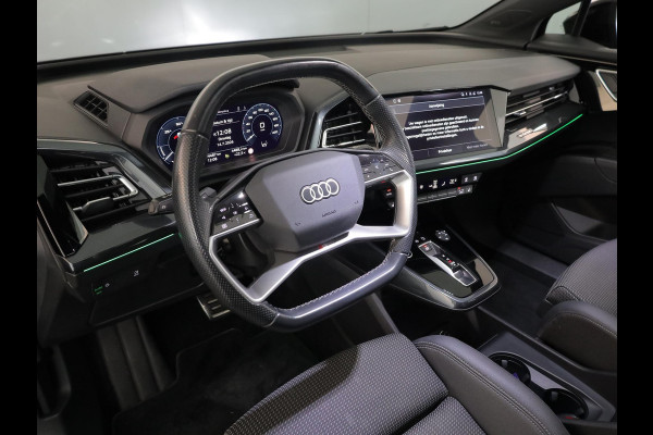 Audi Q4 e-tron 40 S edition 77 kWh 204 pk | Navigatie | Panoramadak | Parkeersensoren (Park assist) | Achteruitrijcamera | Autom. airco (3 zones) | Keyless | S-Line |