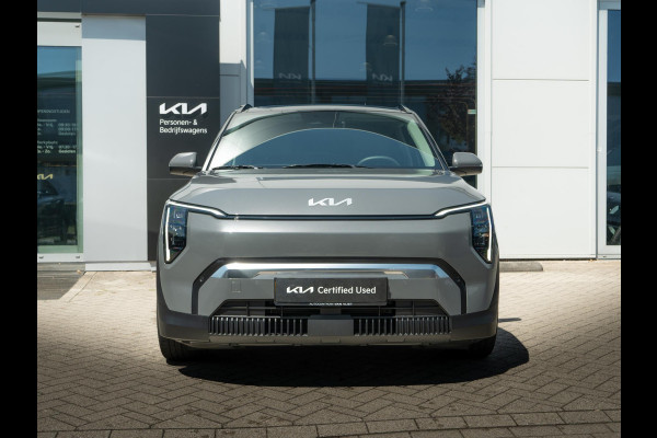Kia EV3 Plus Advanced 81.4 kWh | Schuifkantel dak| Elektrische achterklep | Stoel en stuurverwarming |