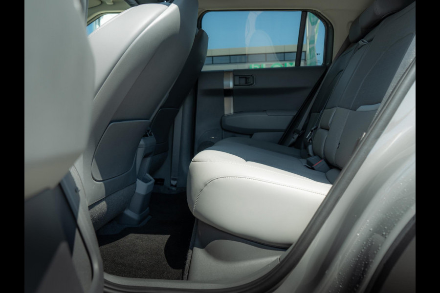 Kia EV3 Plus Advanced 81.4 kWh | Schuifkantel dak| Elektrische achterklep | Stoel en stuurverwarming |