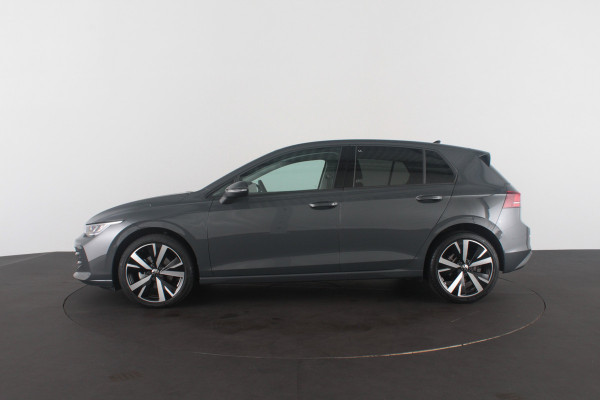 Volkswagen Golf 1.5 eTSI Life Edition > 18 inch/Dolphin Gray/Sfeerverlichting/Travel assist...