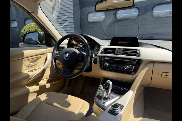 BMW 3-serie 330e High Executive SOH 91,3% | Navigatie | Lederen Bekleding | 19 Inch Lichtmetalen Velgen | Cruise Control |