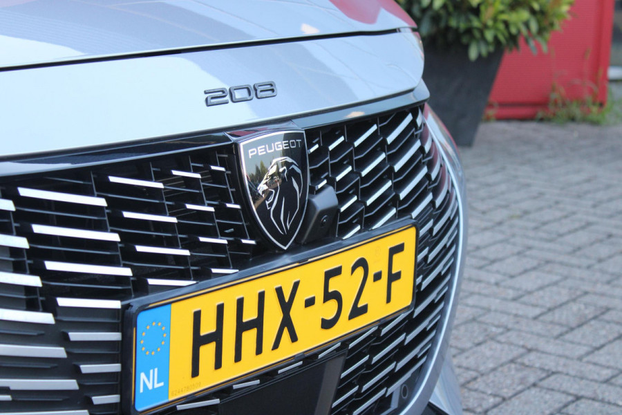 Peugeot 208 1.2 Hybrid 145PK AUTOMAAT GT | CAMERA VOOR + ACHTER | NAVIGATIE | DRAADLOZE APPLE CARPLAY/ANDROID AUTO | FULL LED KOPLAMPEN | LICHTMETALEN VELGEN 17" | DODEHOEK DETECTIE | DRAADLOZE TELEFOONLADER | KEYLESS ENTRY/START | DAB+ RADIO | ADAPTIVE CRUISE CONTROL | CLIMATE CONTROL |