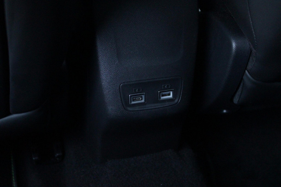 Peugeot 208 1.2 Hybrid 145PK AUTOMAAT GT | CAMERA VOOR + ACHTER | NAVIGATIE | DRAADLOZE APPLE CARPLAY/ANDROID AUTO | FULL LED KOPLAMPEN | LICHTMETALEN VELGEN 17" | DODEHOEK DETECTIE | DRAADLOZE TELEFOONLADER | KEYLESS ENTRY/START | DAB+ RADIO | ADAPTIVE CRUISE CONTROL | CLIMATE CONTROL |