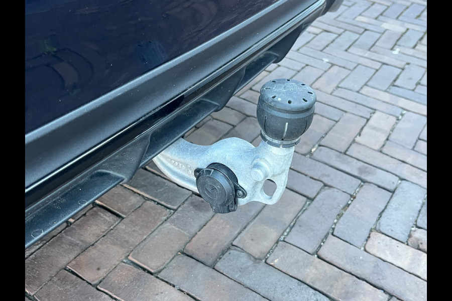 Mercedes-Benz E-Klasse Estate 300 e AMG Line night pakket hyperscreen