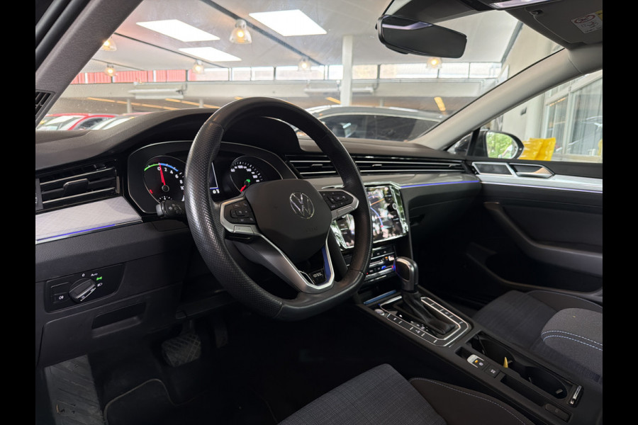 Volkswagen Passat GTE 218PK DSG HYBRID BUSINESS SPORT IQ-LED/NAVI/CAMERA/TREKHAAK