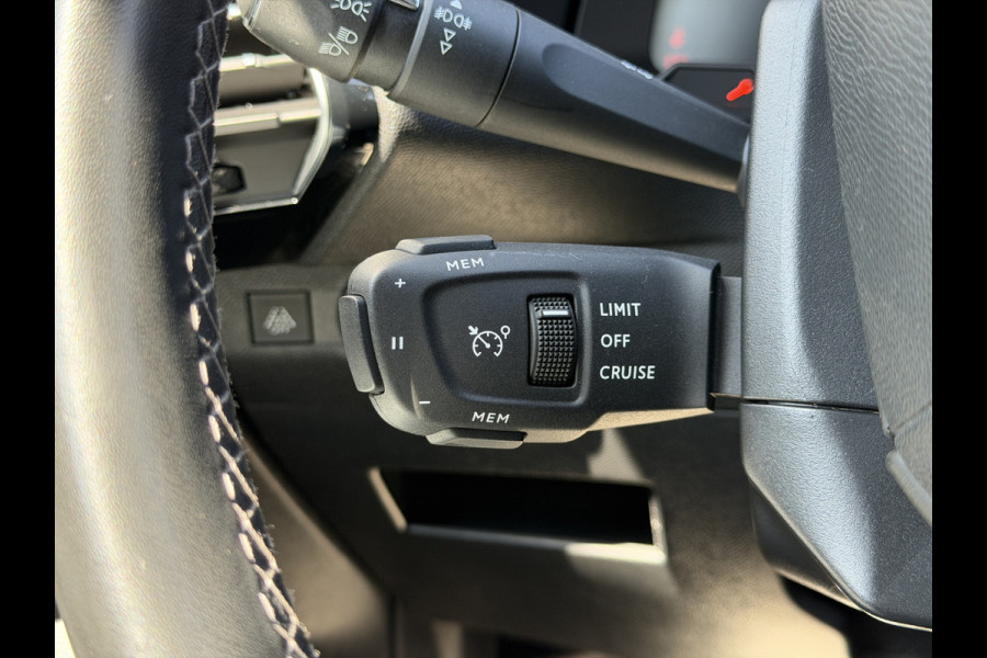 DS 7 Crossback BWJ 2020 | 1.2T 131 PK Executive PANO DAK | | CAMERA | CLIMA | CRUISE | NAVI | CARPLAY | PDC | LMV | PRIV. GLAS | MULTIFUNCT. STUUR