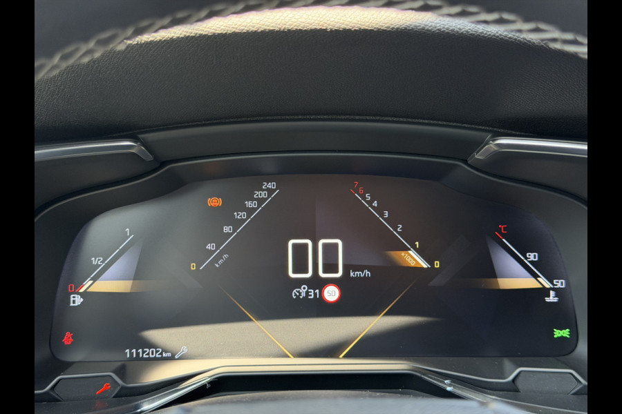 DS 7 Crossback BWJ 2020 | 1.2T 131 PK Executive PANO DAK | | CAMERA | CLIMA | CRUISE | NAVI | CARPLAY | PDC | LMV | PRIV. GLAS | MULTIFUNCT. STUUR