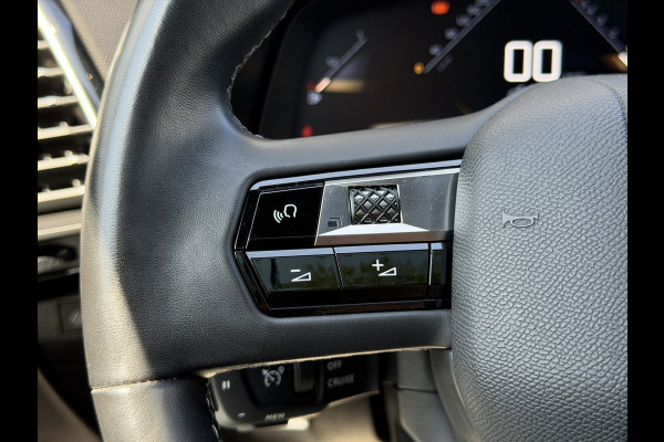 DS 7 Crossback BWJ 2020 | 1.2T 131 PK Executive PANO DAK | | CAMERA | CLIMA | CRUISE | NAVI | CARPLAY | PDC | LMV | PRIV. GLAS | MULTIFUNCT. STUUR