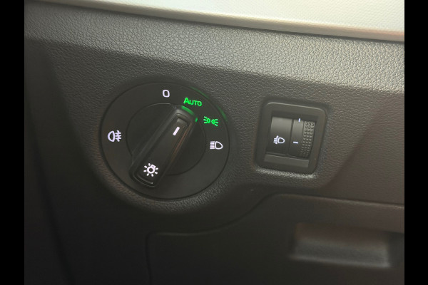 Škoda Kamiq 1.0 TSI Ambition DSG KEYLESS-GO CLIMATE CONTROL ACC NAVIGATIE PDC VIRTUAL COCKPIT