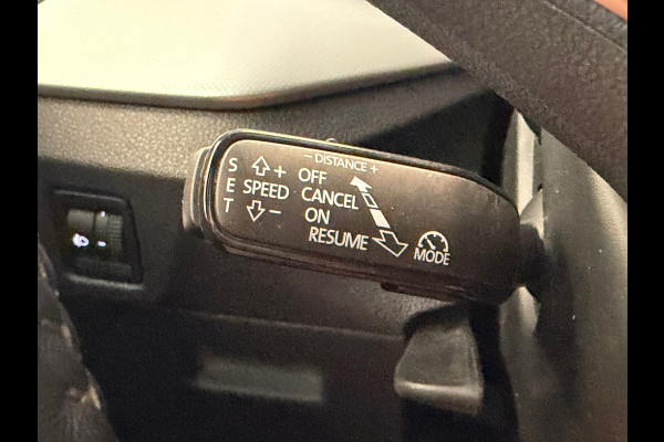 Škoda Kamiq 1.0 TSI Ambition DSG KEYLESS-GO CLIMATE CONTROL ACC NAVIGATIE PDC VIRTUAL COCKPIT