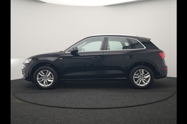 Audi Q5 55 TFSI e S Line PHEV 367pk Dealer O.H. | Voorstoelen Verwarmd | Apple Carplay | Keyless Entry | Drive Select | Cruise Control | DAB | 18"L.M | Navigatie | Plug In Hybrid |