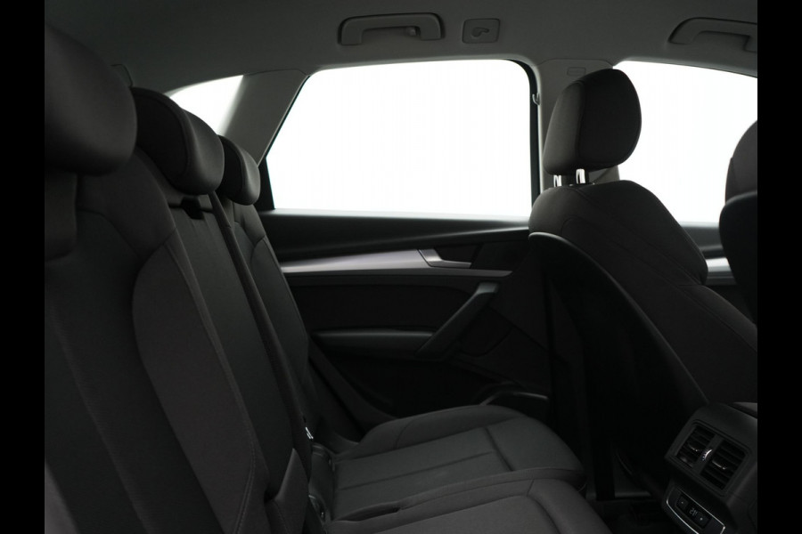Audi Q5 55 TFSI e S Line PHEV 367pk Dealer O.H. | Voorstoelen Verwarmd | Apple Carplay | Keyless Entry | Drive Select | Cruise Control | DAB | 18"L.M | Navigatie | Plug In Hybrid |