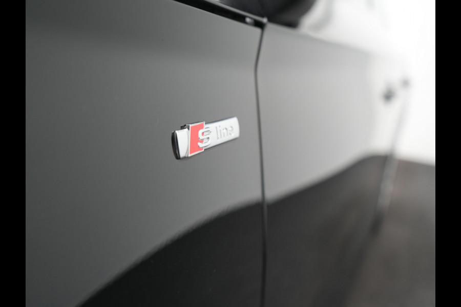 Audi Q5 55 TFSI e S Line PHEV 367pk Dealer O.H. | Voorstoelen Verwarmd | Apple Carplay | Keyless Entry | Drive Select | Cruise Control | DAB | 18"L.M | Navigatie | Plug In Hybrid |