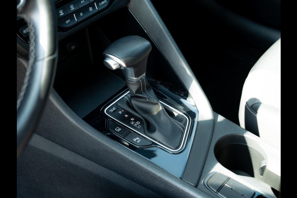 Kia Niro 1.6 GDi Hybrid DynamicLine | Trekhaak | Adaptief |