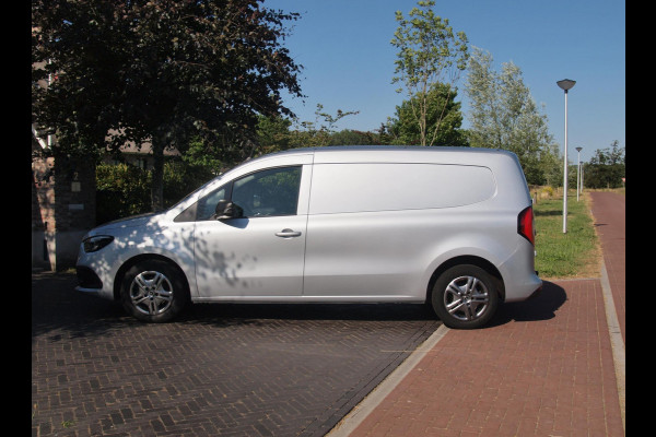Mercedes-Benz Citan 112 CDI L2 Pro | 3 persoons | Camera | Trekhaak | Automaat | Apple Carplay | Navi | Cruise Control |