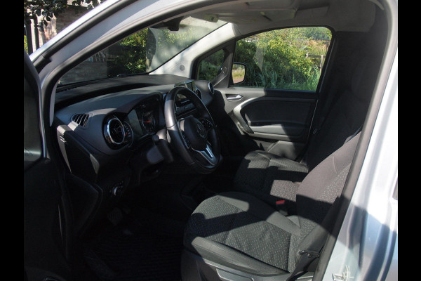 Mercedes-Benz Citan 112 CDI L2 Pro | 3 persoons | Camera | Trekhaak | Automaat | Apple Carplay | Navi | Cruise Control |