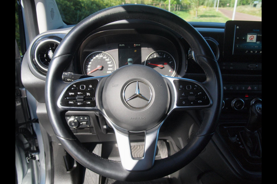 Mercedes-Benz Citan 112 CDI L2 Pro | 3 persoons | Camera | Trekhaak | Automaat | Apple Carplay | Navi | Cruise Control |