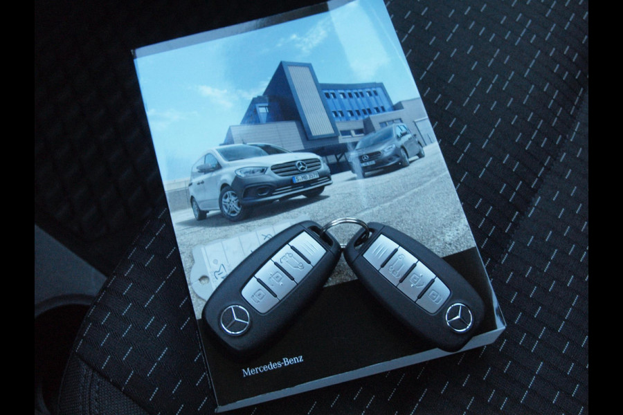 Mercedes-Benz Citan 112 CDI L2 Pro | 3 persoons | Camera | Trekhaak | Automaat | Apple Carplay | Navi | Cruise Control |