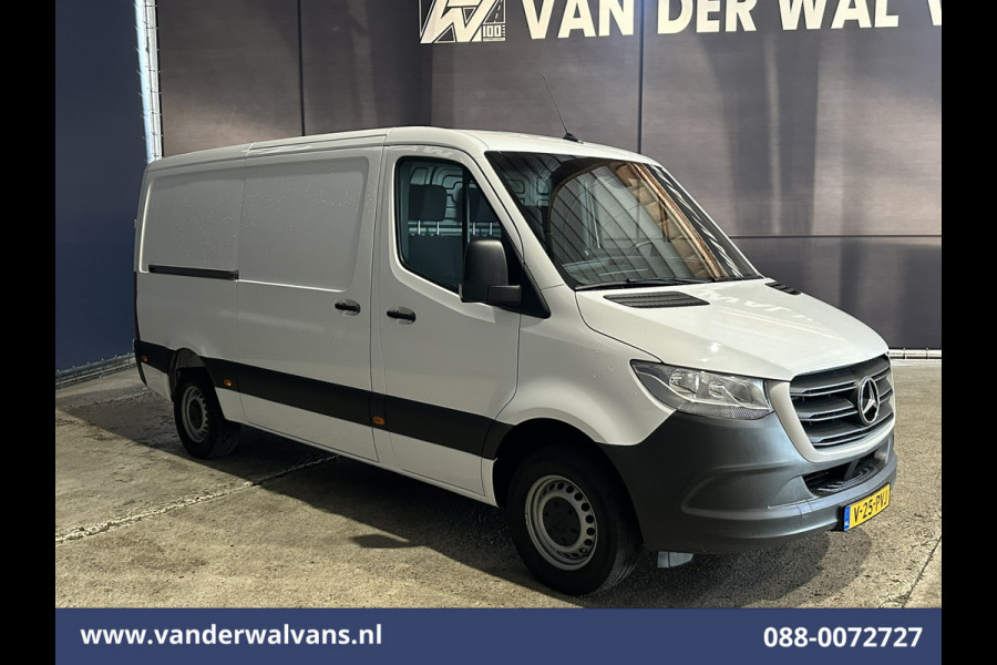 Mercedes-Benz Sprinter 314 CDI 143pk L2H1 Euro6 Airco | Camera | Apple Carplay | Trekhaak | Chauffeursstoel Android Auto, Bijrijdersbank