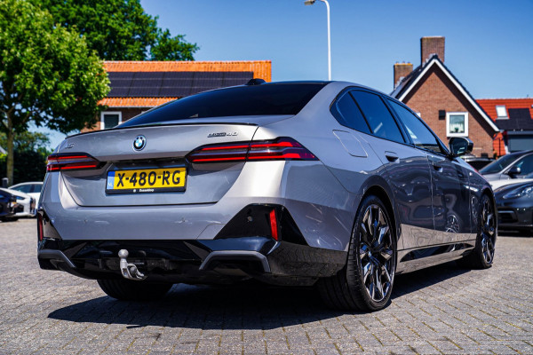 BMW i5 EDrive40 84 kWh | Bowers & Wilkins | Head Up Display | Stoelverkoeling | 360 Camera | AR Camera | Elektrisch trekhaak