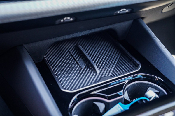 BMW i5 EDrive40 84 kWh | Bowers & Wilkins | Head Up Display | Stoelverkoeling | 360 Camera | AR Camera | Elektrisch trekhaak