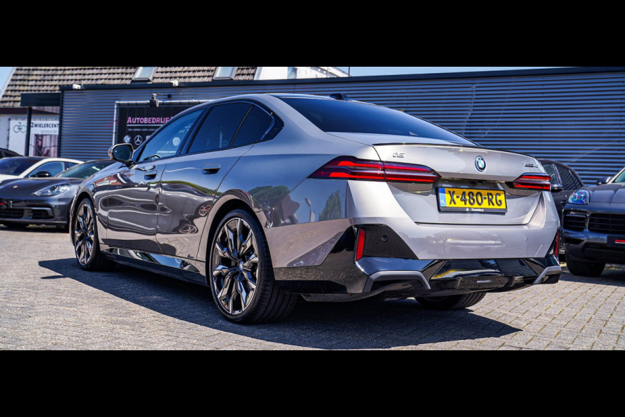 BMW i5 EDrive40 84 kWh | Bowers & Wilkins | Head Up Display | Stoelverkoeling | 360 Camera | AR Camera | Elektrisch trekhaak
