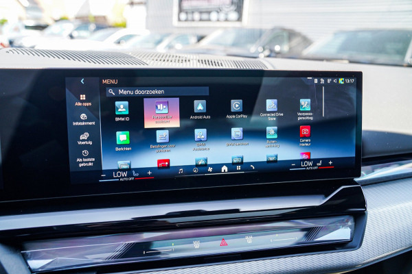 BMW i5 EDrive40 84 kWh | Bowers & Wilkins | Head Up Display | Stoelverkoeling | 360 Camera | AR Camera | Elektrisch trekhaak
