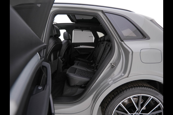 Audi Q5 55 TFSI S-Line Competition Quattro (Plug-In) Aut. *PANO | LEATHER | FULL-LED | HEATED-SPORTSEATS | KEYLESS | CAMERA | NAVI-FULLMAP | PRIVACY-GLASS | DIGI-COCKPIT | CRUISE-ADPAPTIVE | DAB | 21"ALU*