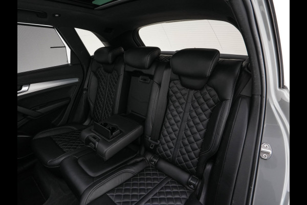 Audi Q5 55 TFSI S-Line Competition Quattro (Plug-In) Aut. *PANO | LEATHER | FULL-LED | HEATED-SPORTSEATS | KEYLESS | CAMERA | NAVI-FULLMAP | PRIVACY-GLASS | DIGI-COCKPIT | CRUISE-ADPAPTIVE | DAB | 21"ALU*