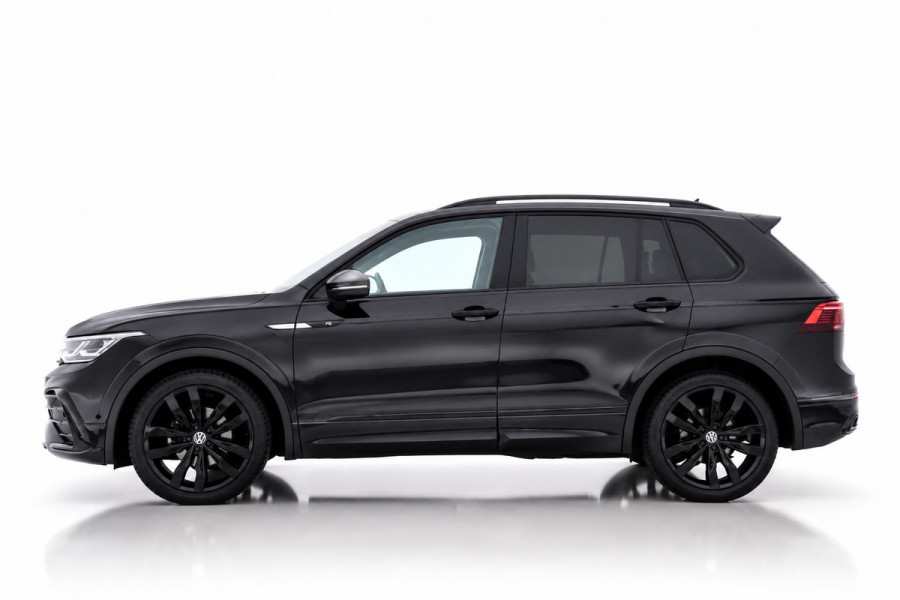 Volkswagen Tiguan 1.5 TSI R-Line Black Style | IQ.LIGHT | DEALER OND. | PANODAK | ADAPTIEVE CRUISE CONTROLE