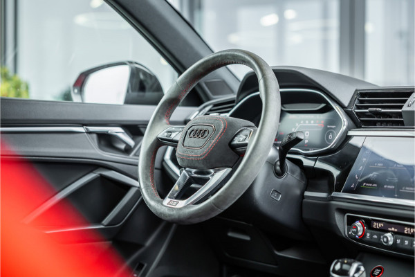Audi RSQ3 Sportback TFSI - Maxton | Panorama | B&O | Carbon | 360 Camera