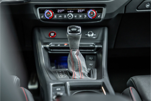 Audi RSQ3 Sportback TFSI - Maxton | Panorama | B&O | Carbon | 360 Camera