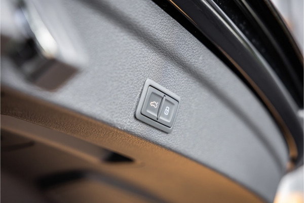 Audi RSQ3 Sportback TFSI - Maxton | Panorama | B&O | Carbon | 360 Camera