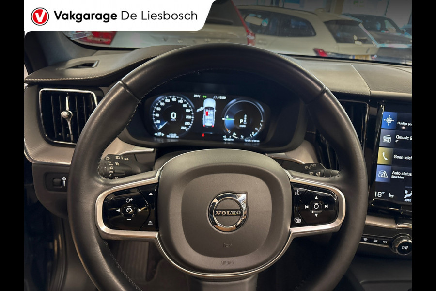 Volvo XC60 2.0 T8 Twin Engine AWD Momentum Pro / inscription / pano / trekhaak / leder / carplay