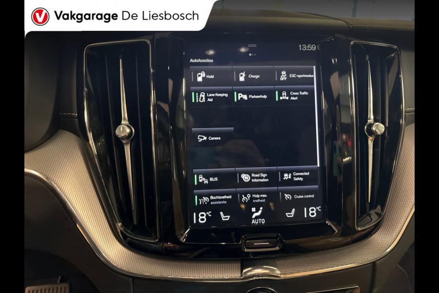 Volvo XC60 2.0 T8 Twin Engine AWD Momentum Pro / inscription / pano / trekhaak / leder / carplay