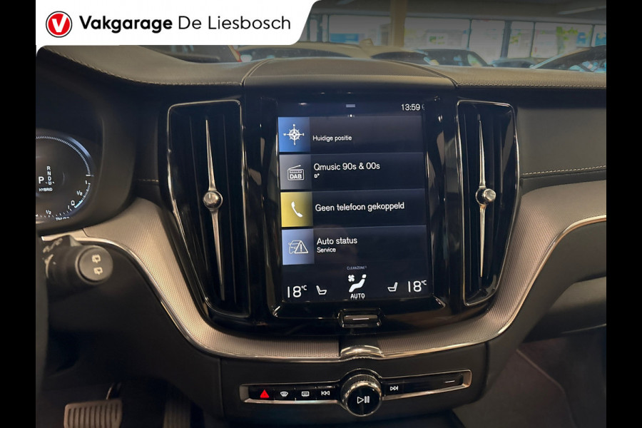 Volvo XC60 2.0 T8 Twin Engine AWD Momentum Pro / inscription / pano / trekhaak / leder / carplay